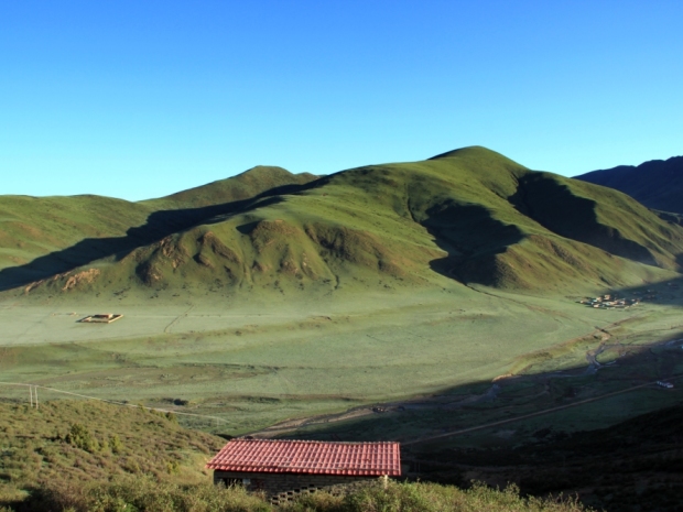 至少四个热点城市已取消土地限价,政府取消土地限价意味着什么?